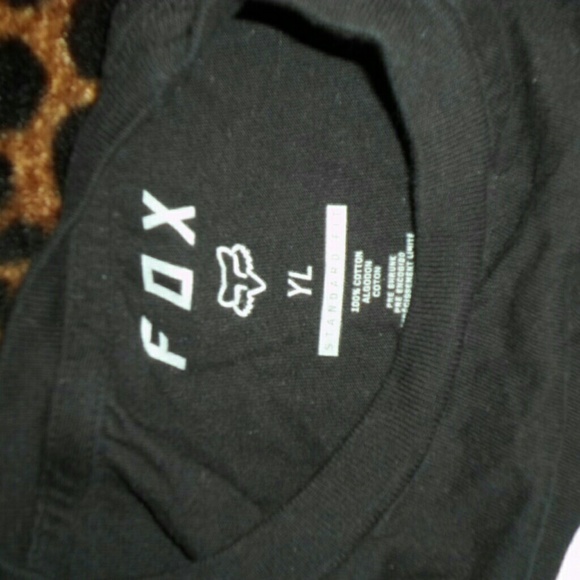 Black fox tshirt - Picture 2 of 2